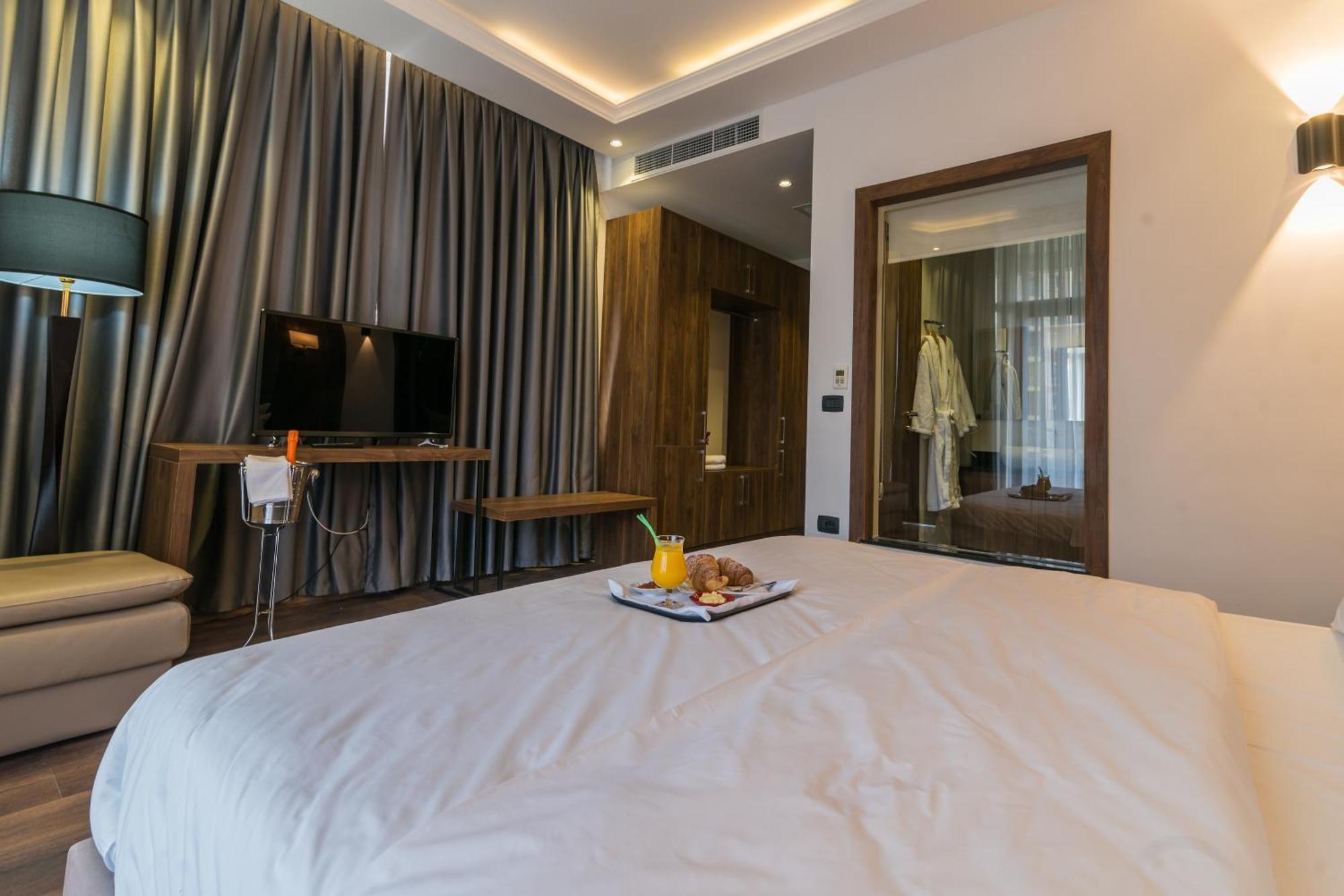 Deluxe & Executive Spa By Rafaelo Shëngjin Zimmer foto